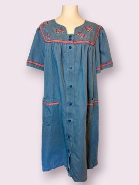Go Softly Patio Chambray Butterfly Embroidered Midi Dress Blue Size XL